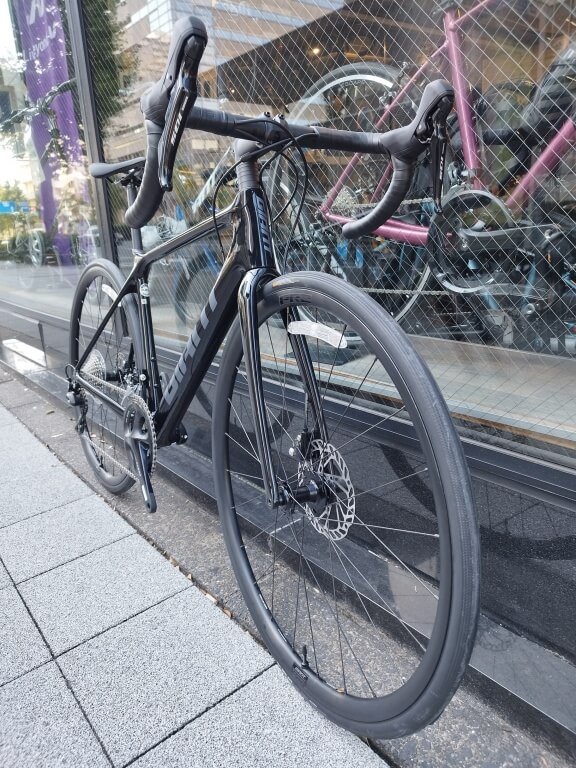 新宿都庁前店 ロードバイクの1つの到達点 / フルカーボン SHIMANO 105