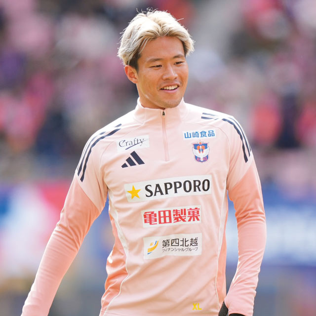 選手着用モデルのトレーニングウェアから大人気の小物まで！5月11日