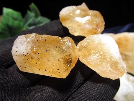 ◇たっぷり500g詰合せ◇ナチュラルなラフ原石◇商売繁盛と豊かな富を