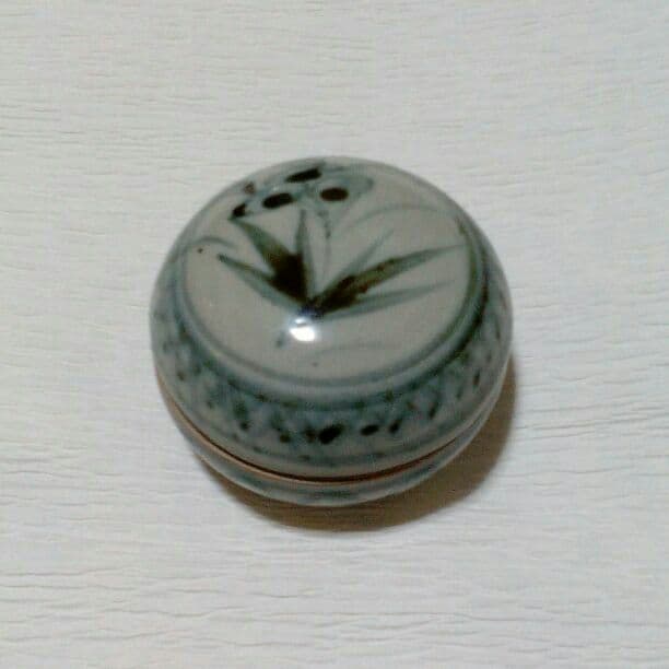 香合　骨董　古伊万里 伊万里(imari) | 3hige antique store | 京都・古門前の古美術店 | 三髭堂