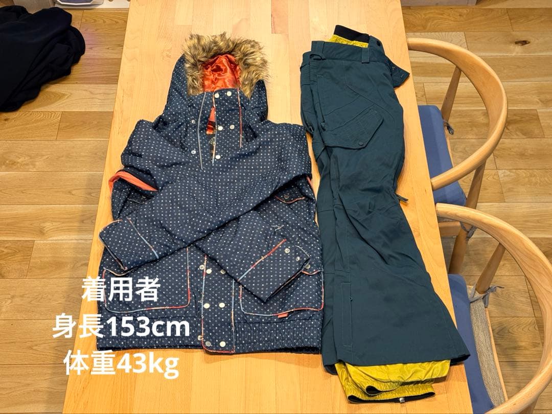 BURTON スノーボードウェア上下セットレディースSサイズ ICEPARDAL（アイスパーダル） スノーボードウェア 上下セット