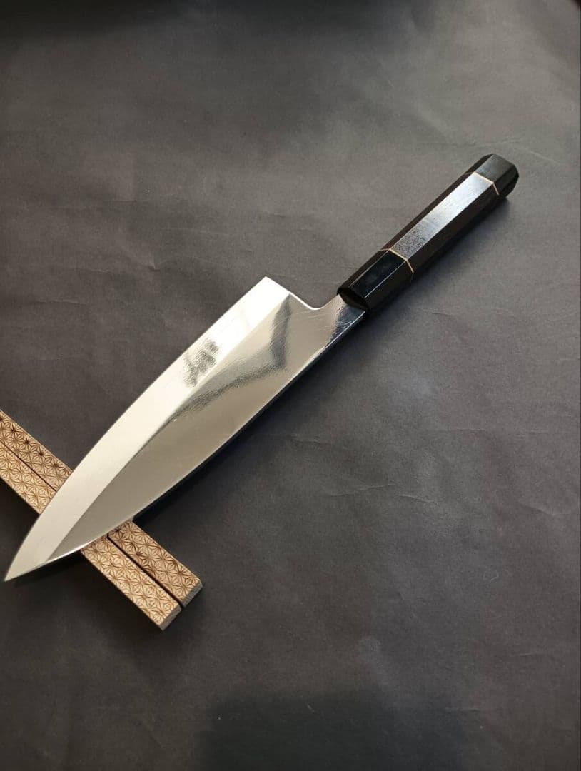 新品鞘付き 鏡面出刃包丁 190mm VG10本焼き 黒檀柄　木製鞘付き 相出刃 V金10号 210mm 全鋼本焼 平鏡面 黒檀柄 鞘付き-歌舞伎ナイフ