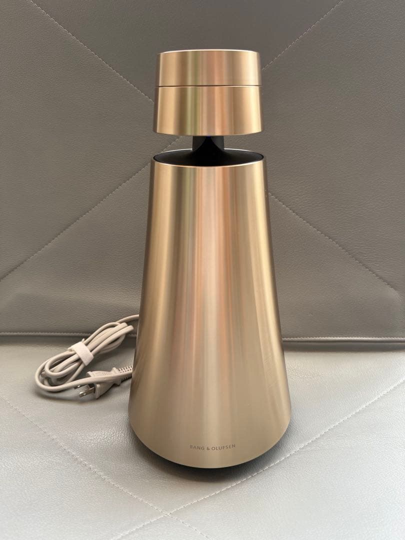 スピーカー・ウーファー Bang & Olufsen BeoSound 1 Gold 2nd GVA Bang & Olufsen BeoSound 1 Gold 2nd GVA - メルカリ