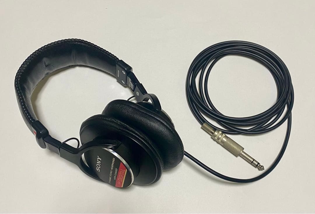 SONY MDR-CD900ST スタジオモニターヘッドホン SONY MDR-CD900STの代替となるおすすめ次世代のモニターヘッドホン6選