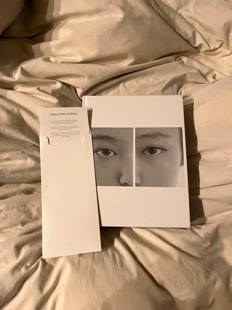 JENNIE 代官山 photobook popup ポップアップ jennie JENNIEの写真展「J2NNI5」が代官山 蔦屋書店にて開催。韓国を代表する